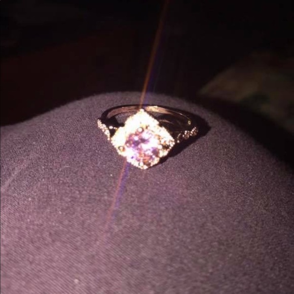 Ring - Picture 2 of 3